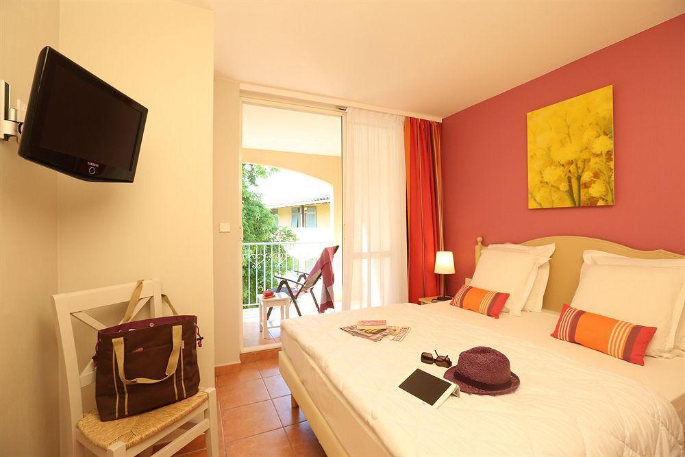 Pierre & Les Rives De Cannes Vakantiepark 3*