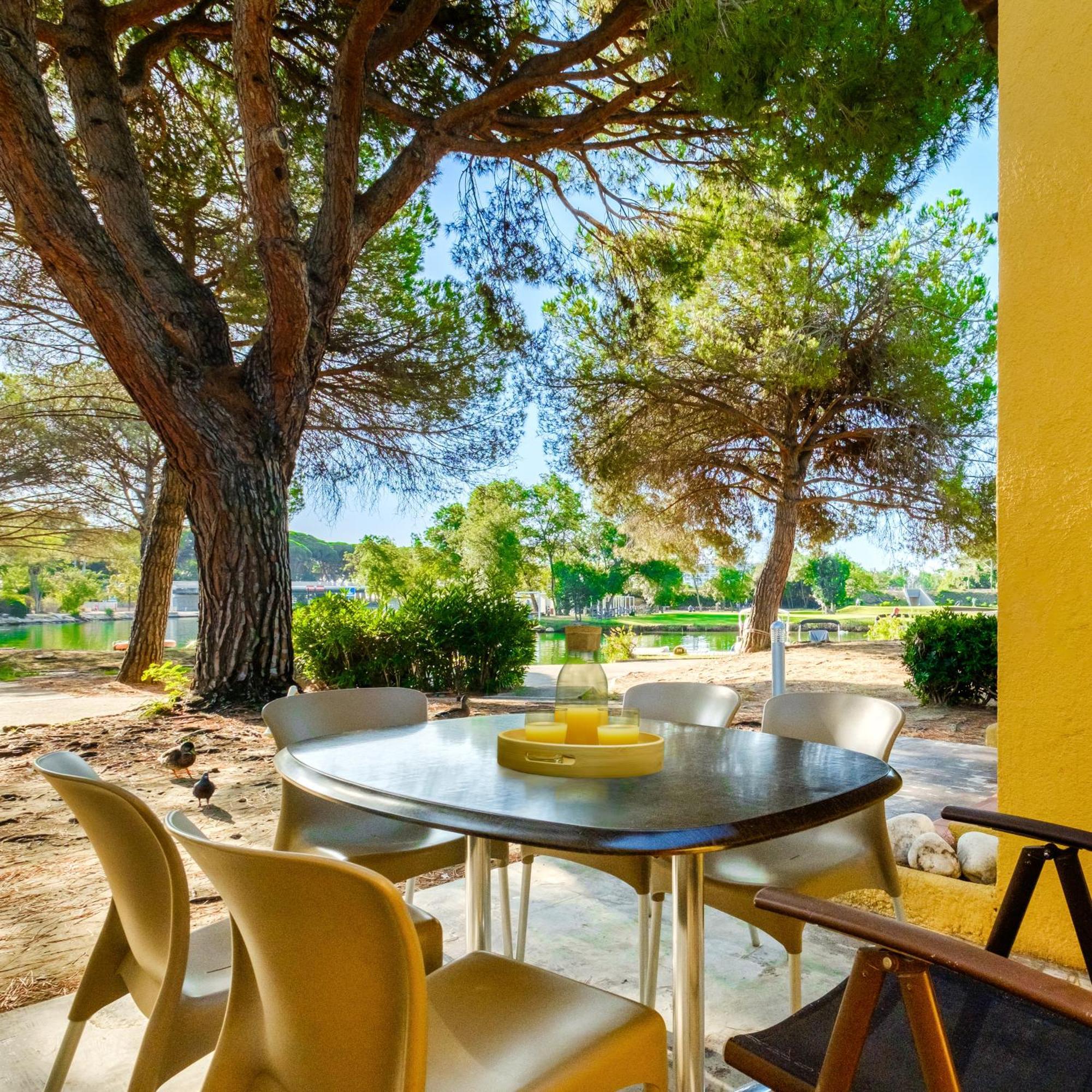 Vakantiepark Pierre & Les Rives De Cannes 3*